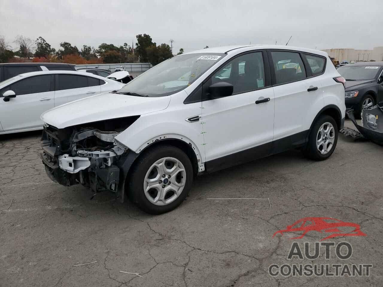 FORD ESCAPE 2018 - 1FMCU0F79JUC20149