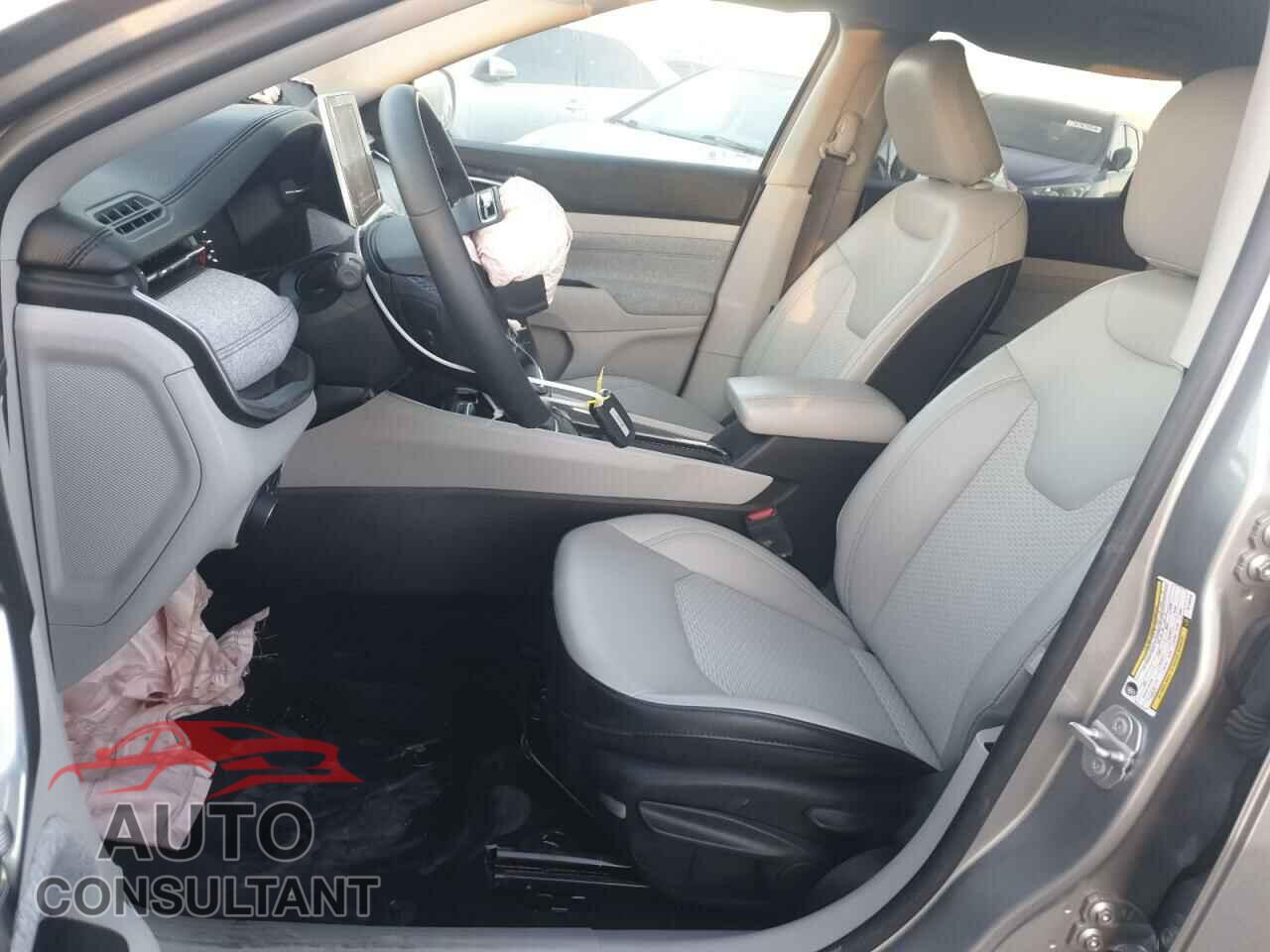 JEEP COMPASS 2022 - 3C4NJDBB8NT133415