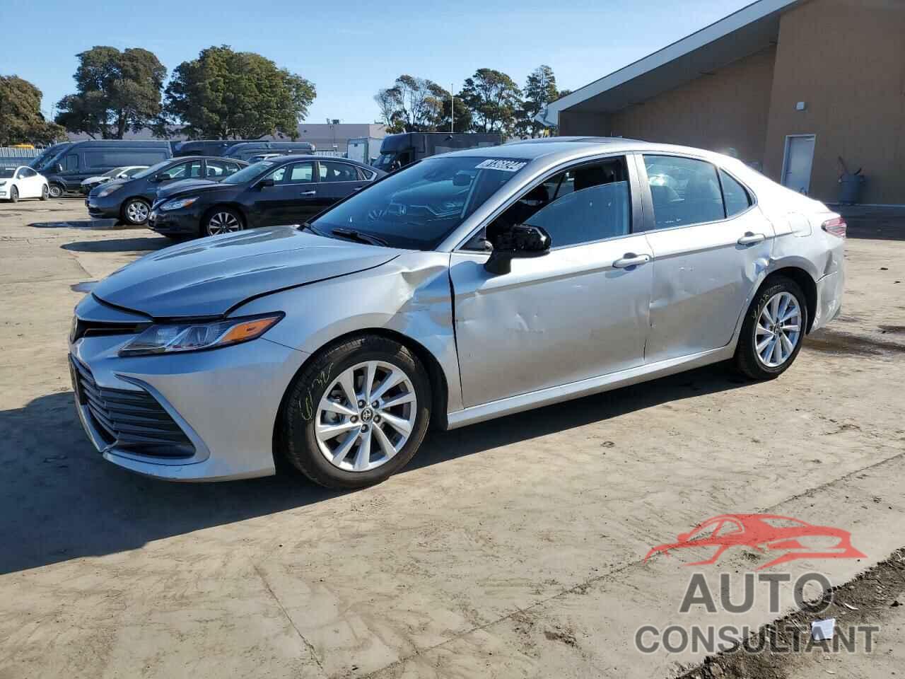 TOYOTA CAMRY 2023 - 4T1C11AK7PU148404