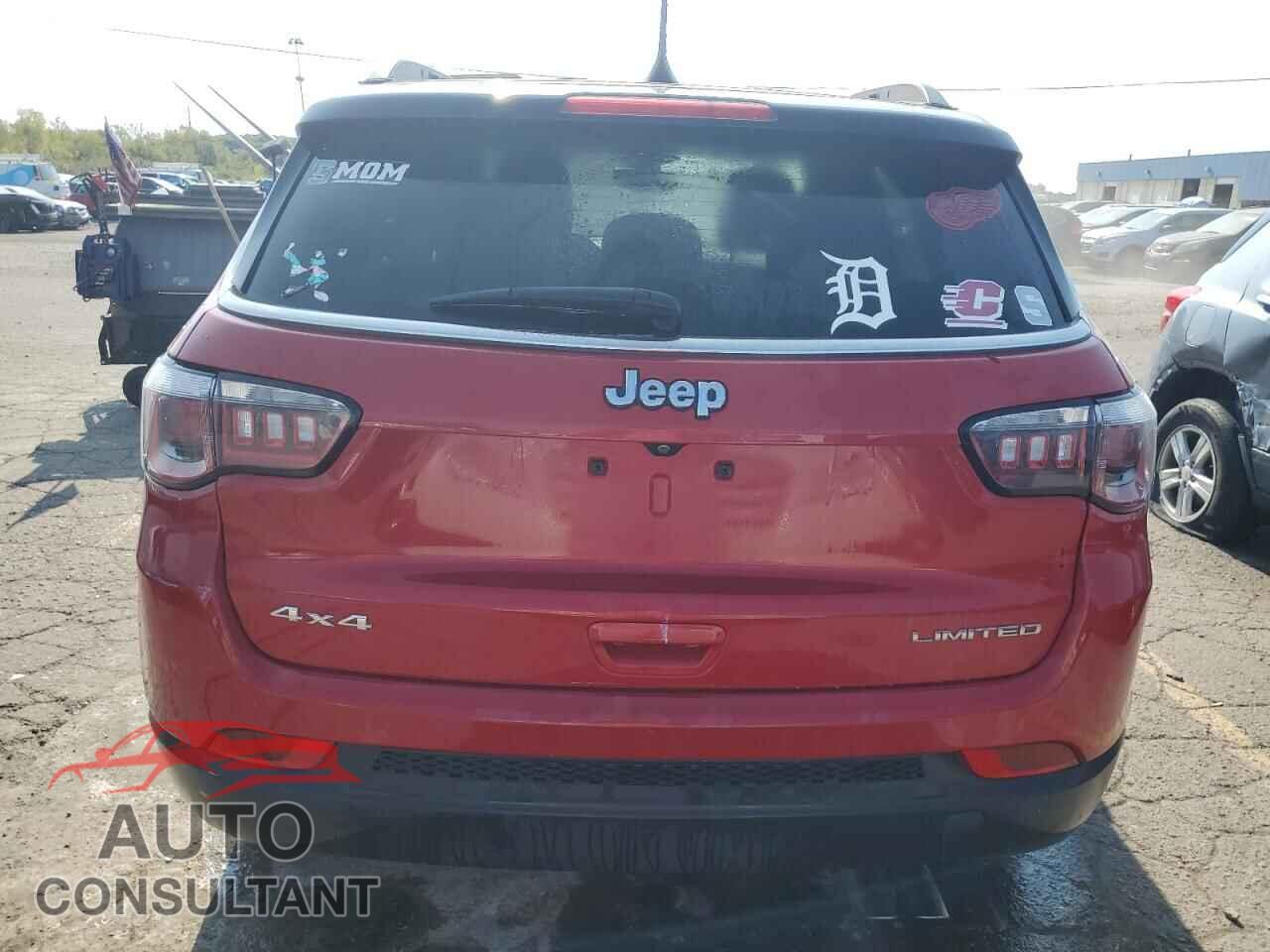 JEEP COMPASS 2018 - 3C4NJDCB4JT266357