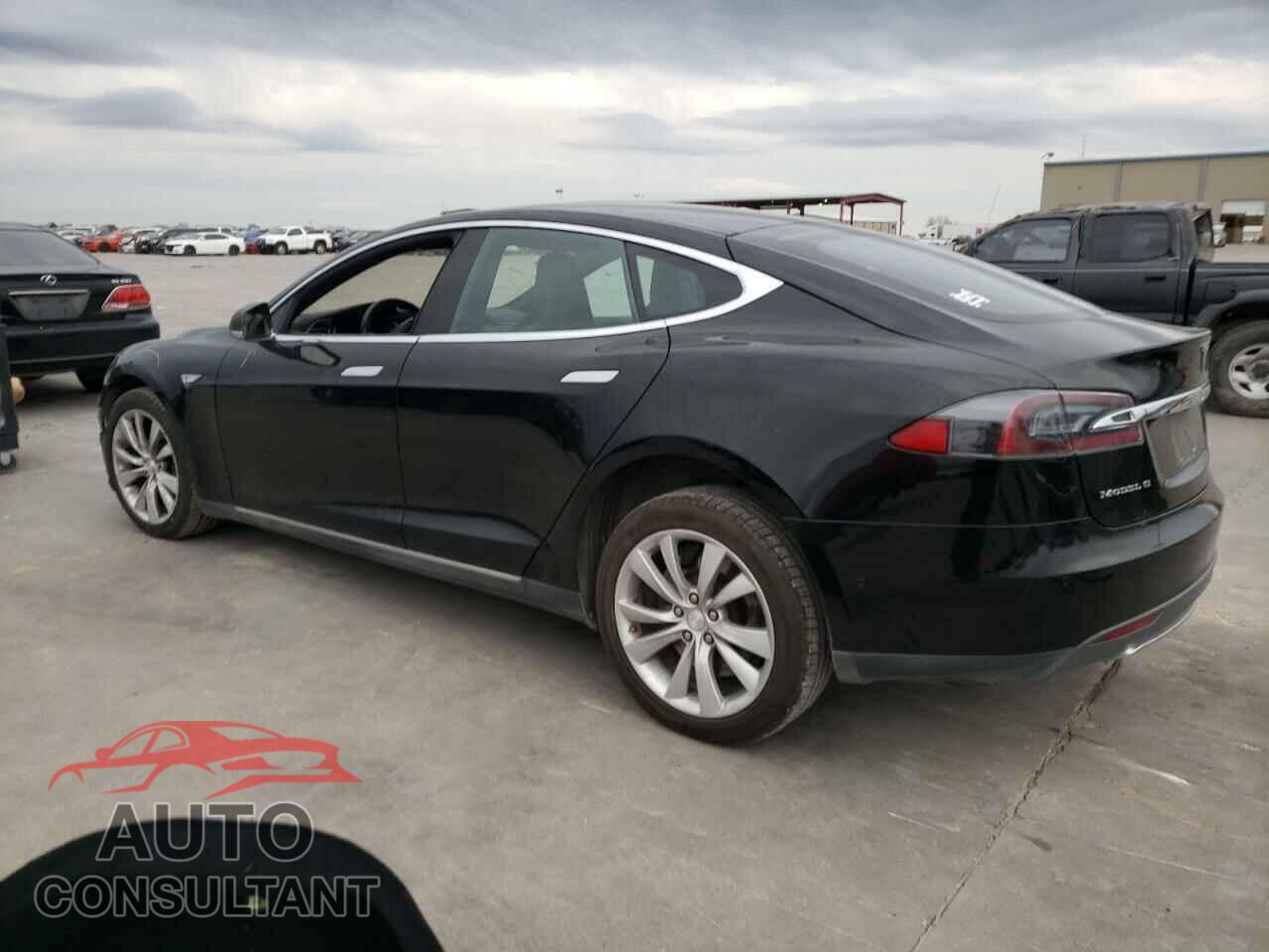 TESLA MODEL S 2015 - 5YJSA1E2XFF103040