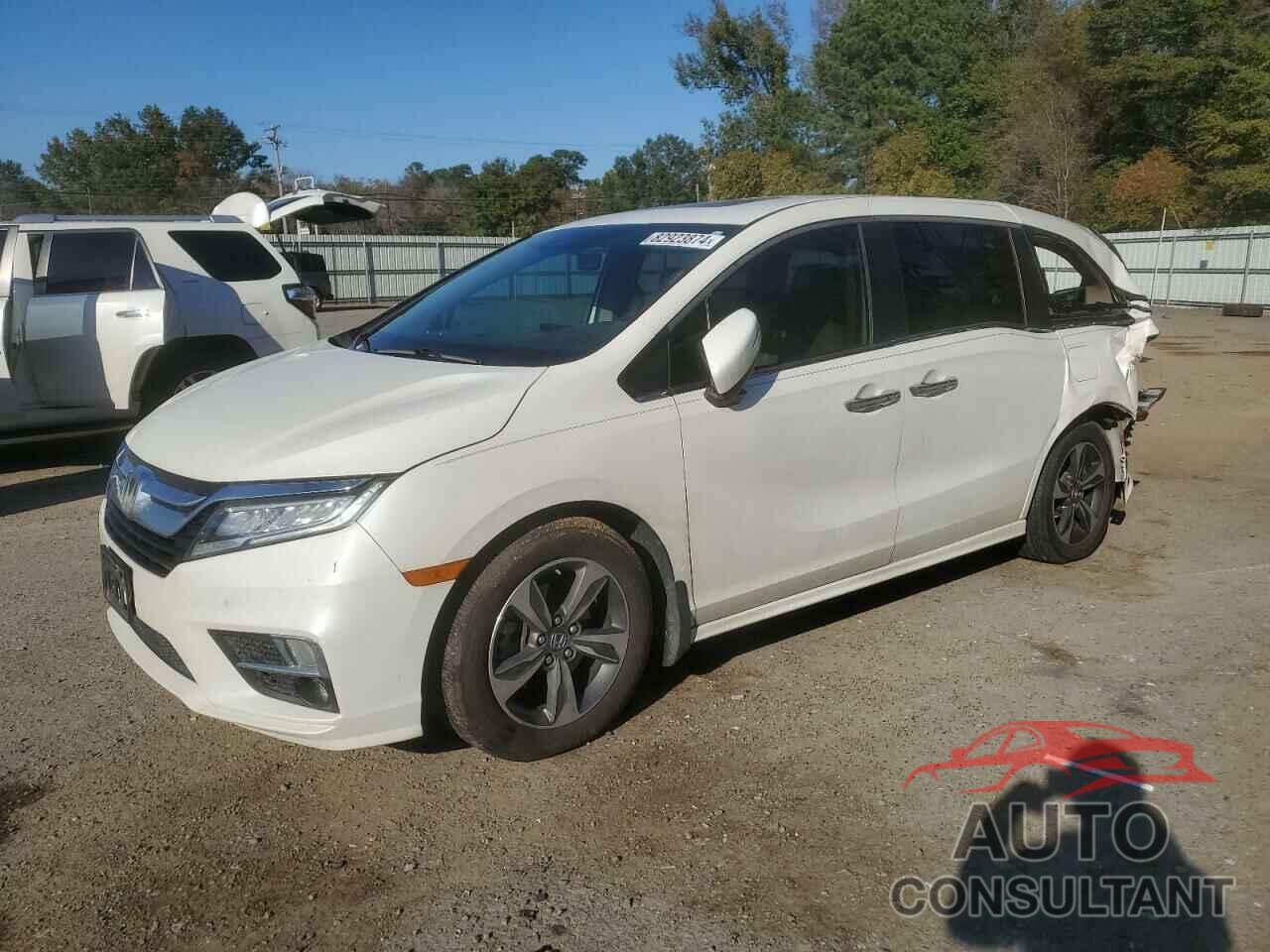 HONDA ODYSSEY 2018 - 5FNRL6H83JB000976