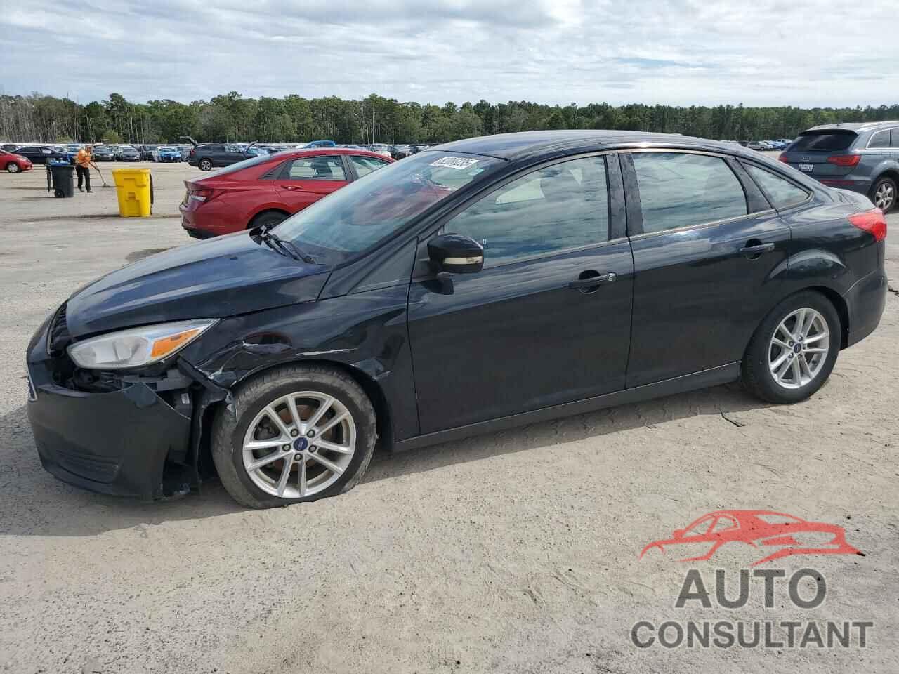 FORD FOCUS 2017 - 1FADP3F24HL300454