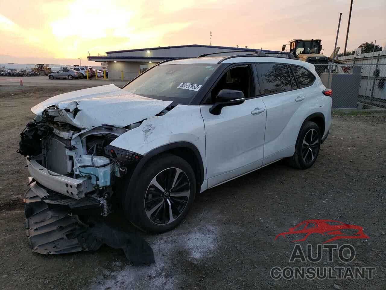 TOYOTA HIGHLANDER 2022 - 5TDJZRAH9NS113226