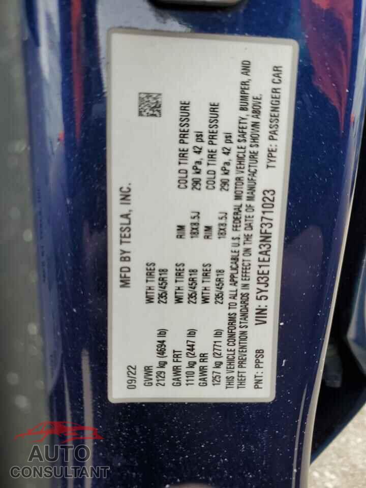 TESLA MODEL 3 2022 - 5YJ3E1EA3NF371023