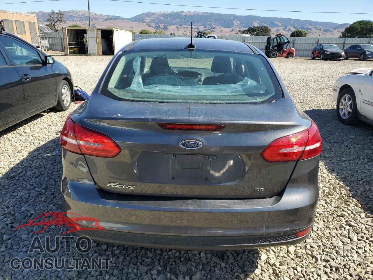 FORD FOCUS 2017 - 1FADP3F27HL253601