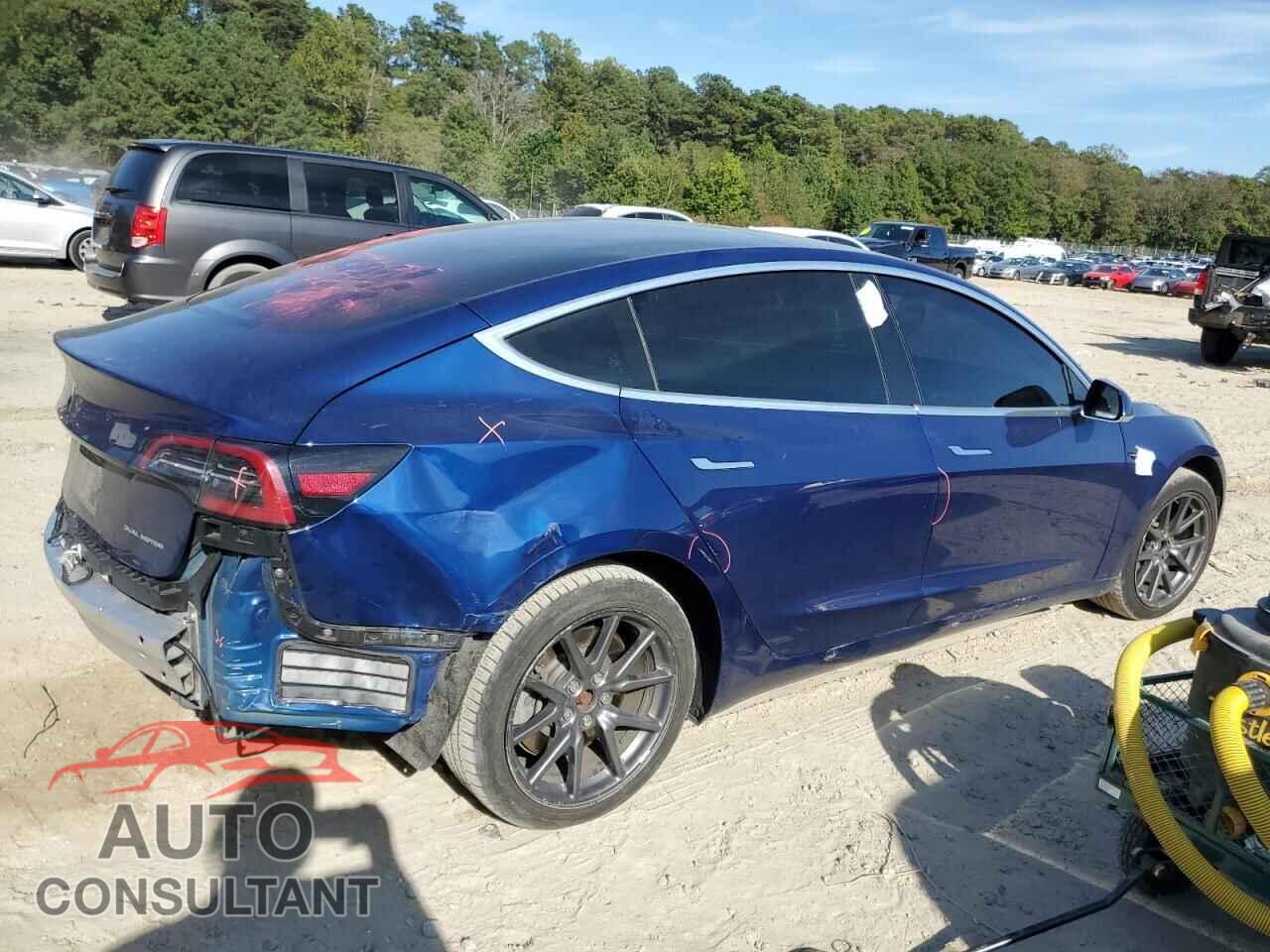 TESLA MODEL 3 2019 - 5YJ3E1EB2KF465057