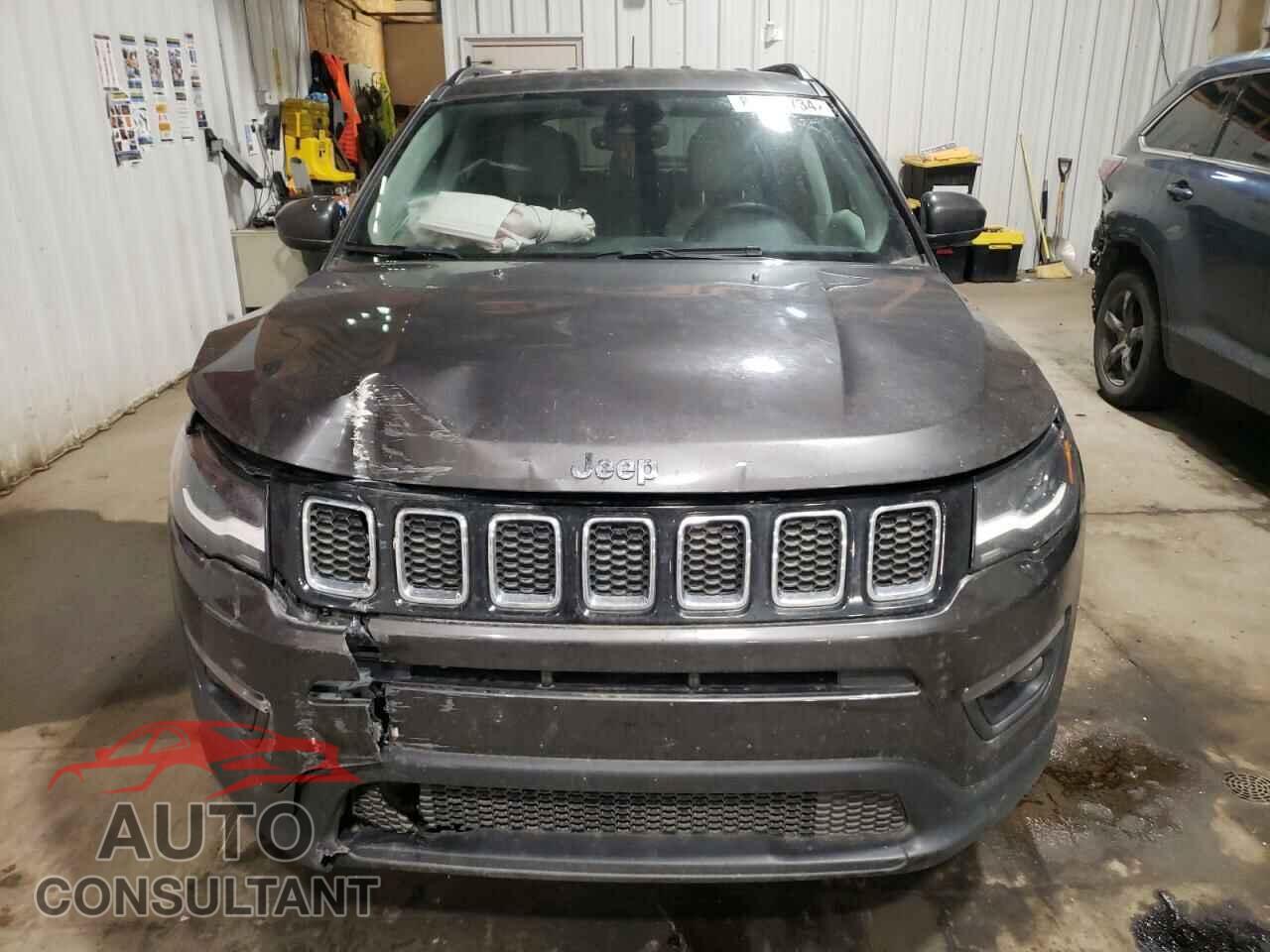 JEEP COMPASS 2017 - 3C4NJDBB7HT673777