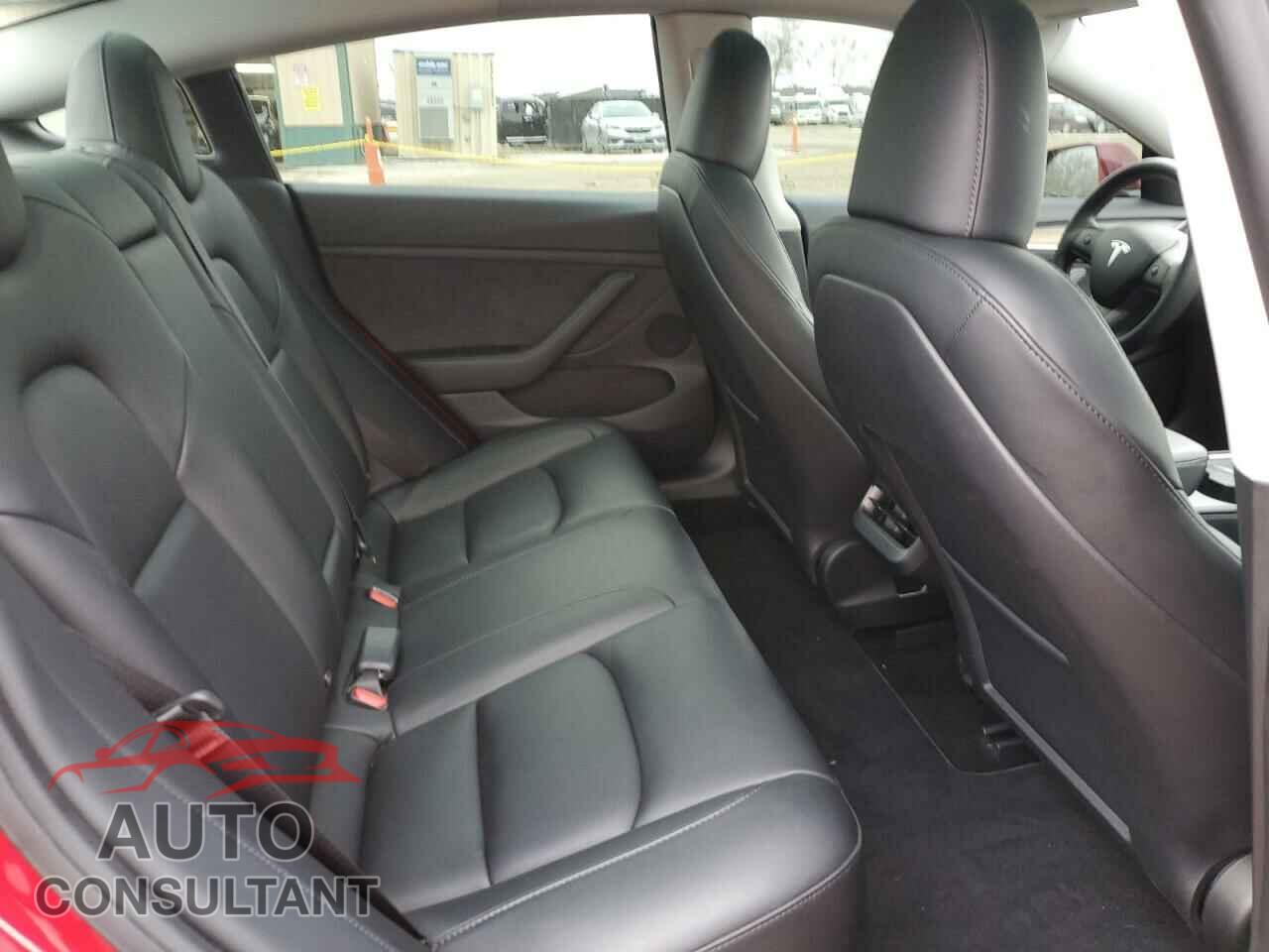 TESLA MODEL 3 2023 - 5YJ3E1EBXPF636807