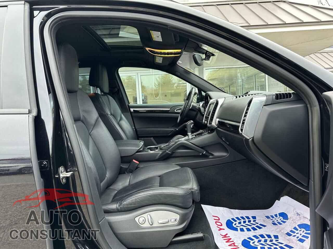 PORSCHE CAYENNE 2014 - WP1AF2A29ELA34456