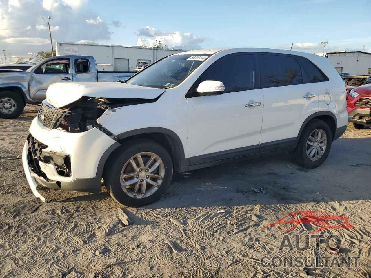KIA SORENTO 2015 - 5XYKT3A67FG593069