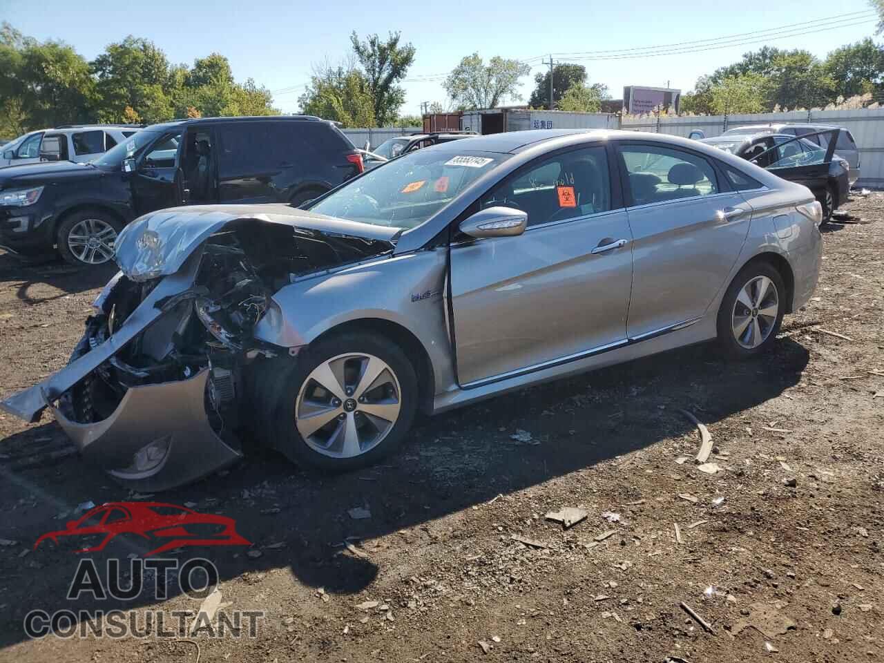 HYUNDAI SONATA 2011 - KMHEC4A47BA007722