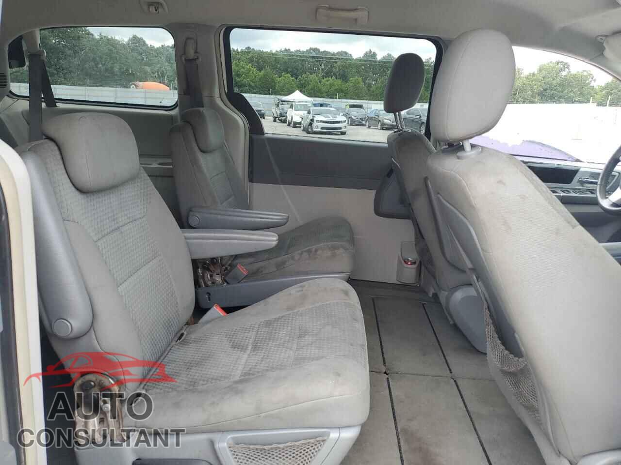 DODGE CARAVAN 2010 - 2D4RN5D17AR211697