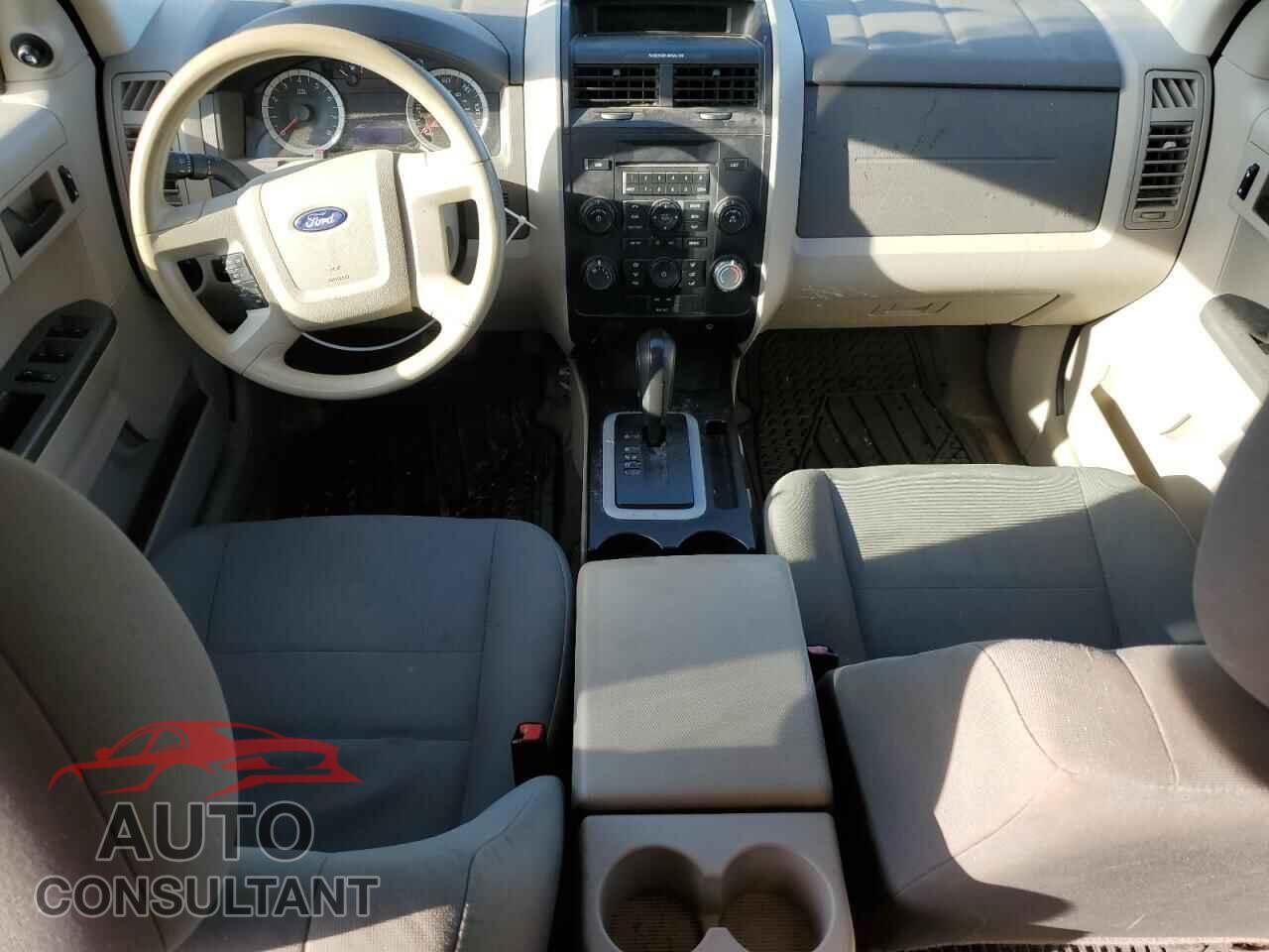 FORD ESCAPE 2012 - 1FMCU0C75CKC84885
