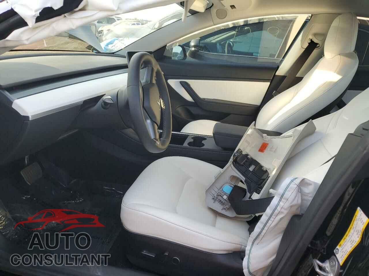TESLA MODEL 3 2021 - 5YJ3E1EAXMF936432