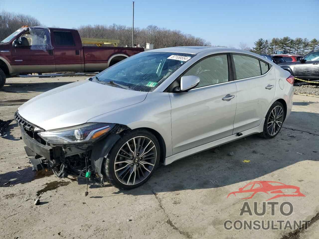 HYUNDAI ELANTRA 2018 - KMHD04LB4JU723300