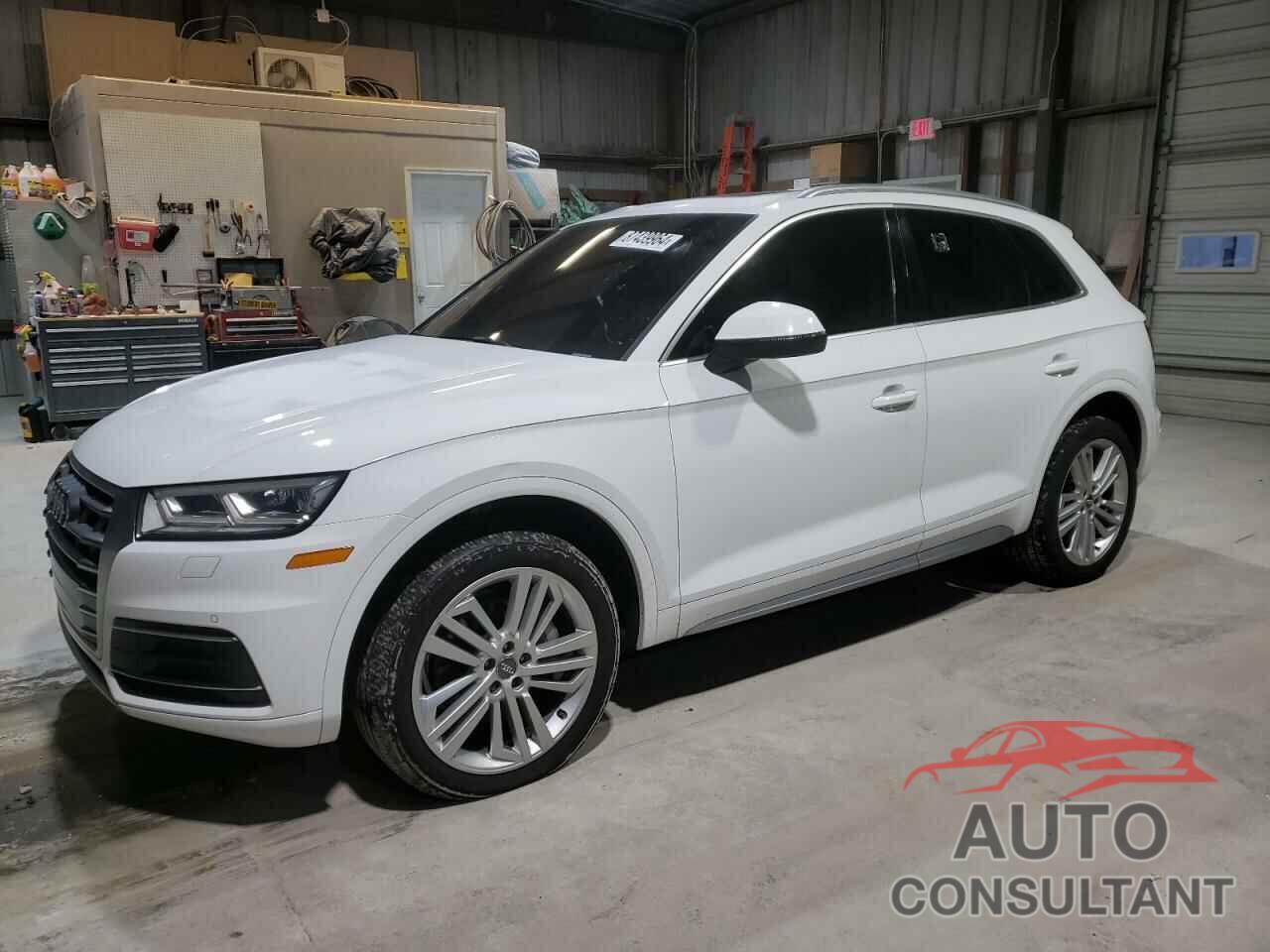AUDI Q5 2018 - WA1BNAFY0J2012095