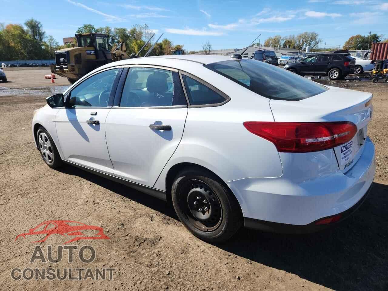 FORD FOCUS 2016 - 1FADP3E22GL218772