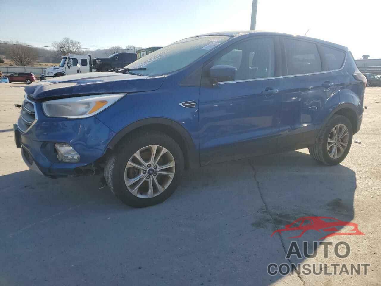 FORD ESCAPE 2017 - 1FMCU9GD5HUE50323