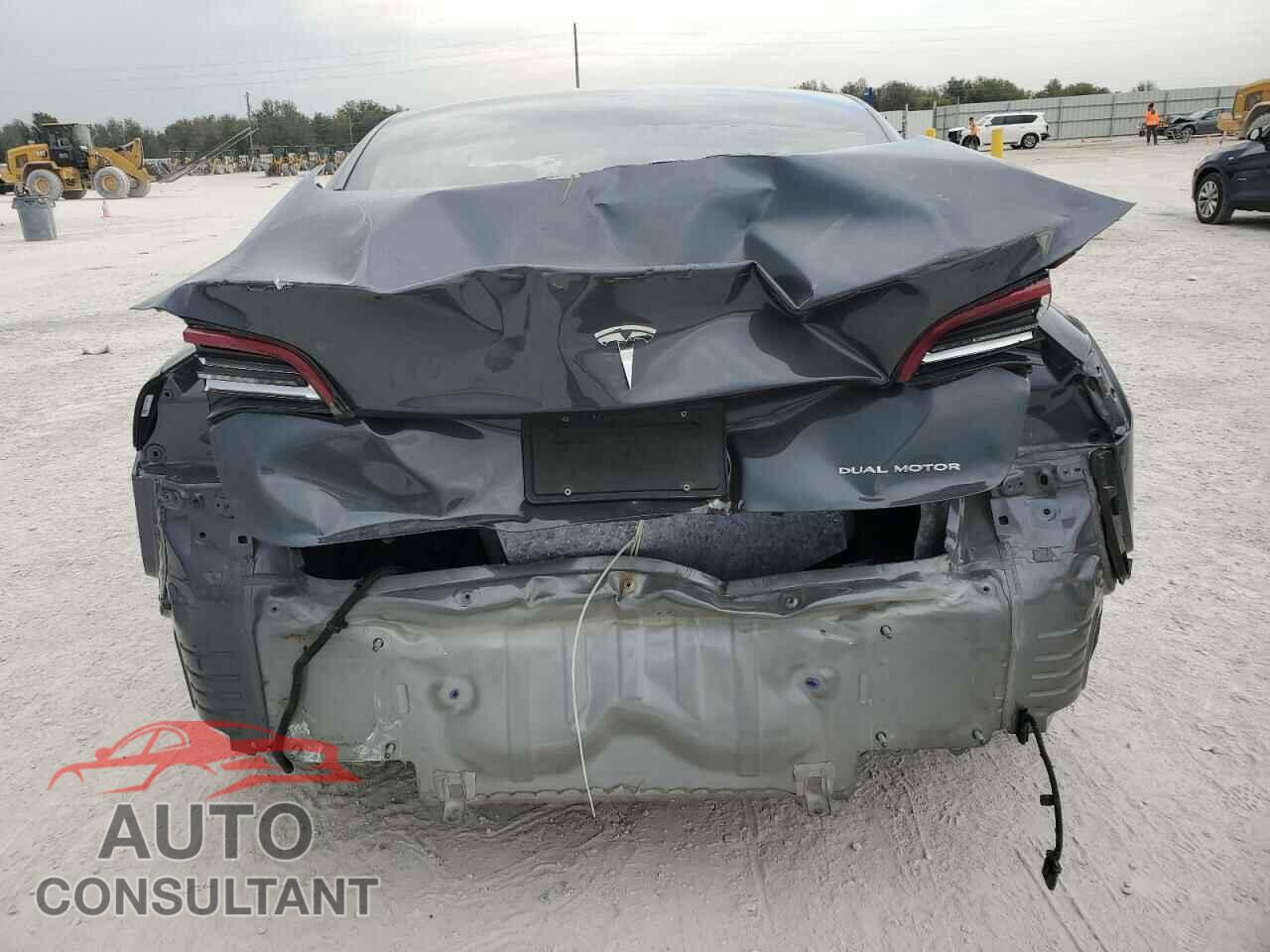 TESLA MODEL 3 2021 - 5YJ3E1EC7MF856247