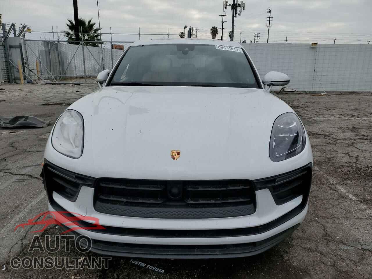 PORSCHE MACAN BASE 2024 - WP1AA2A57RLB01103