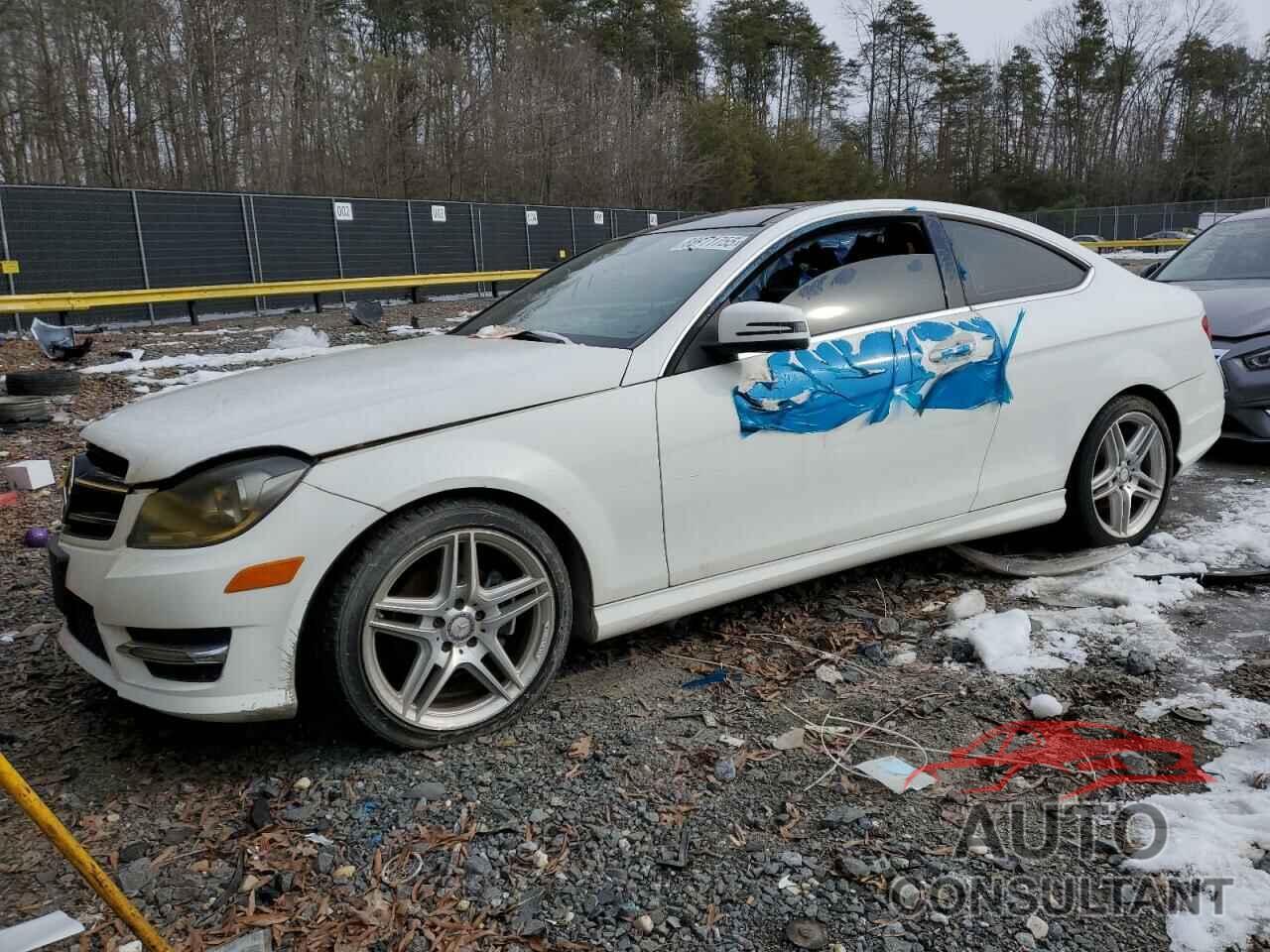 MERCEDES-BENZ C-CLASS 2014 - WDDGJ4HB8EG260790