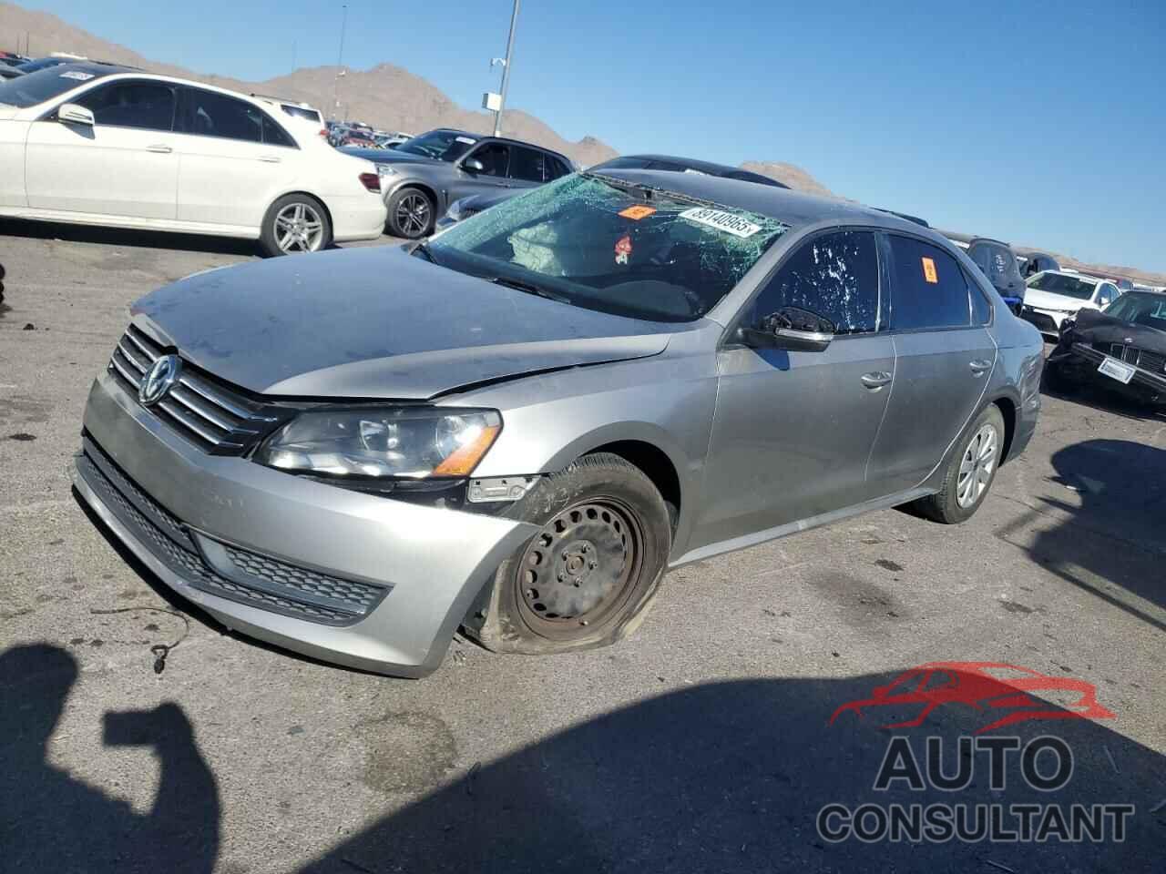 VOLKSWAGEN PASSAT 2013 - 1VWAP7A31DC140626