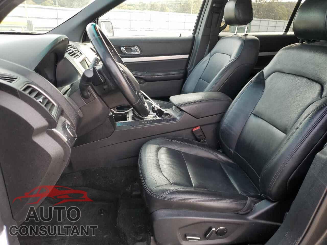 FORD EXPLORER 2017 - 1FM5K7D85HGA61786