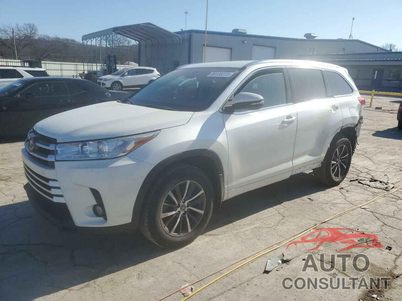 TOYOTA HIGHLANDER 2018 - 5TDJZRFH6JS525154