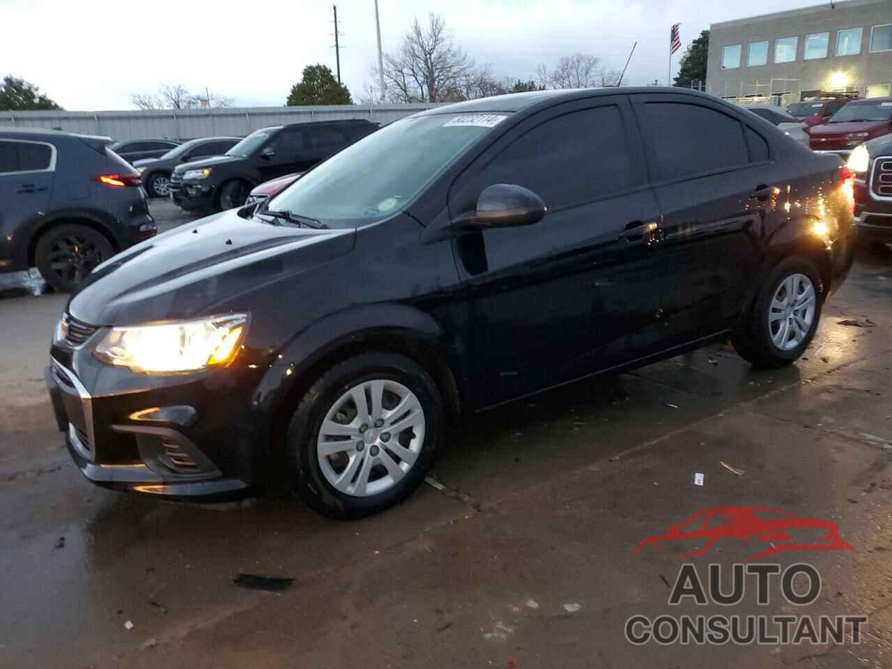 CHEVROLET SONIC 2017 - 1G1JB5SH9H4136901