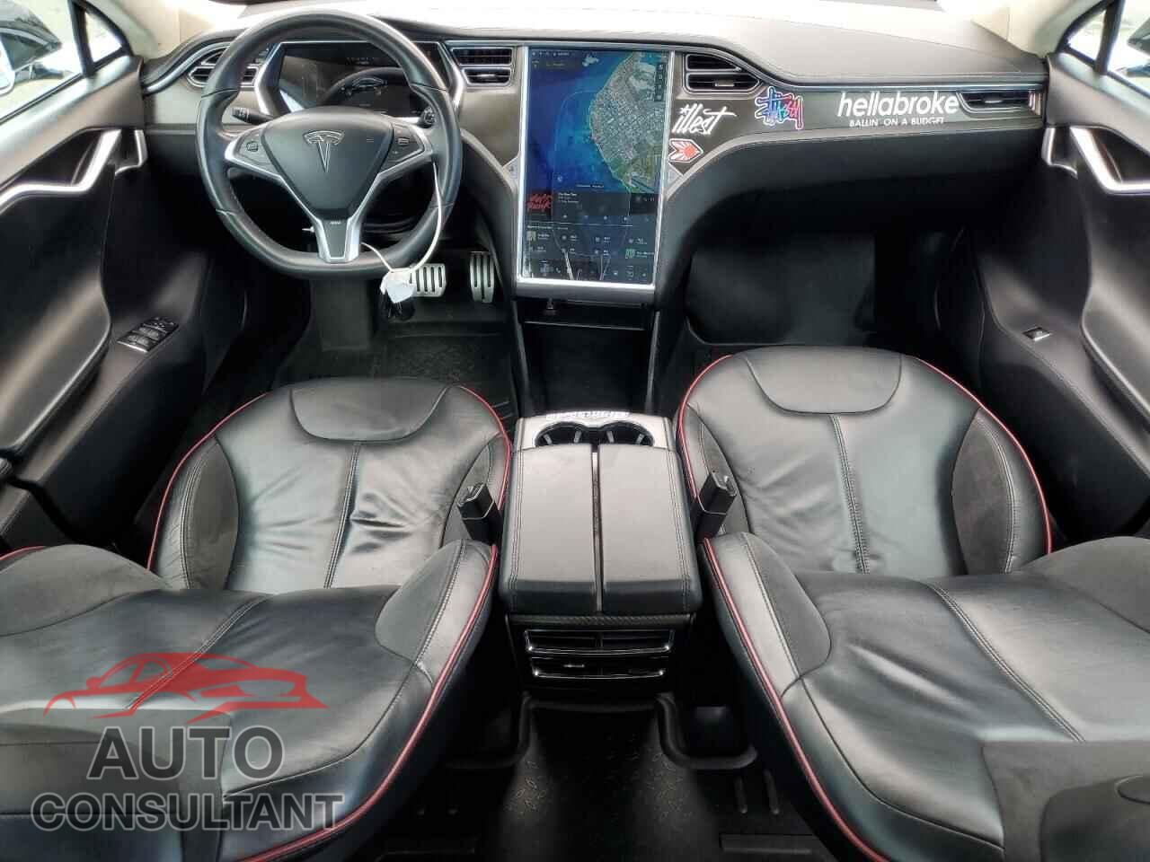 TESLA MODEL S 2012 - 5YJSA1CPXCFP01879