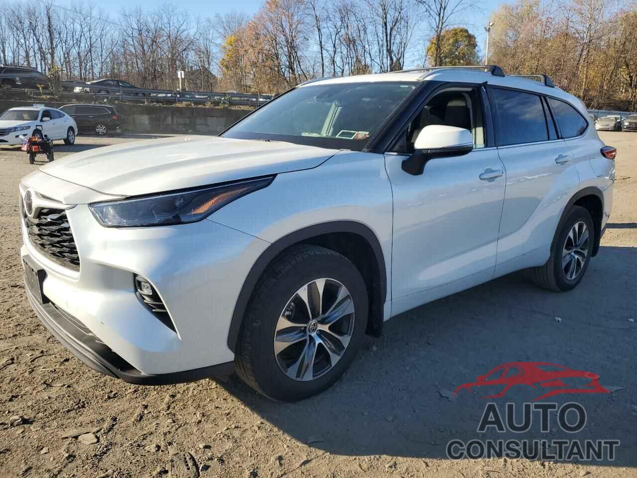 TOYOTA HIGHLANDER 2022 - 5TDHZRBH9NS592308