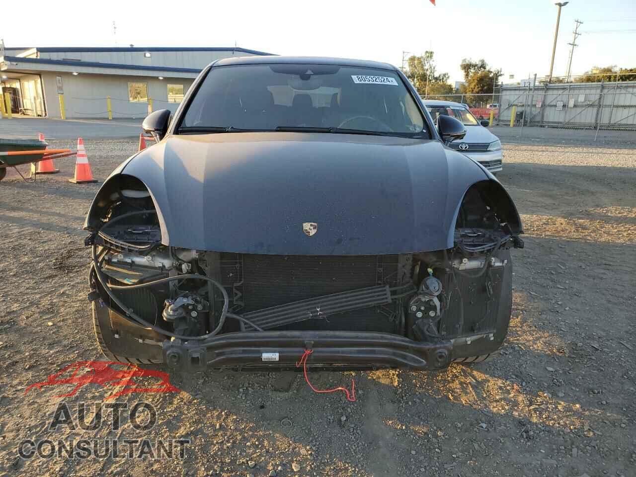 PORSCHE CAYENNE 2016 - WP1AC2A25GLA85125