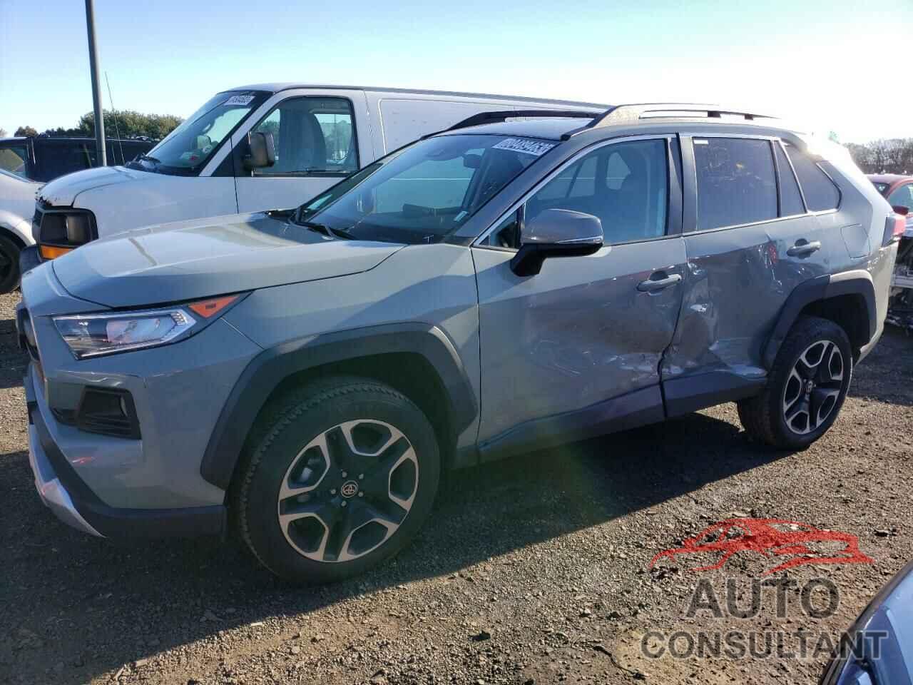 TOYOTA RAV4 2021 - 2T3J1RFV3MW179435