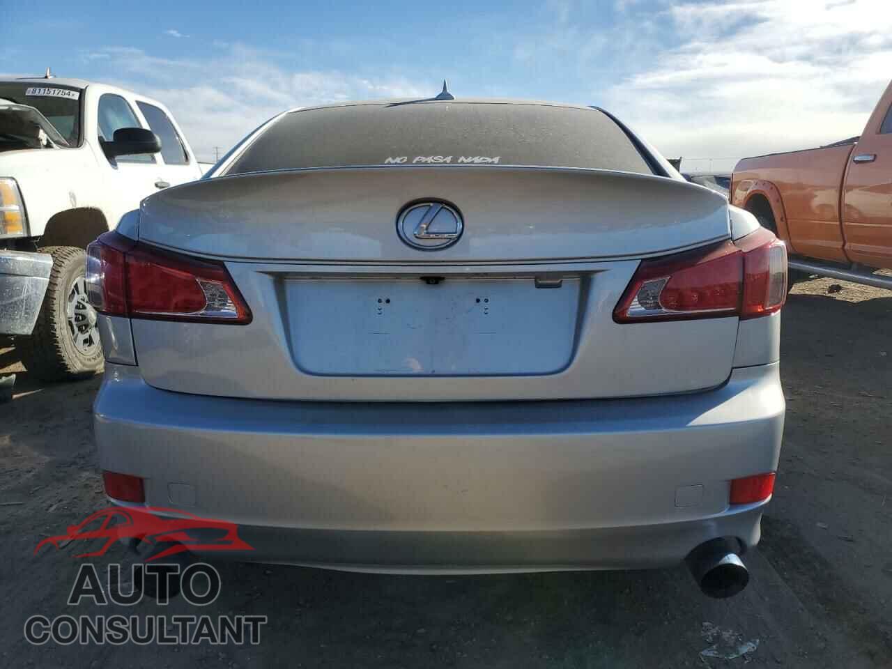 LEXUS IS 2012 - JTHCE5C2XC5002465