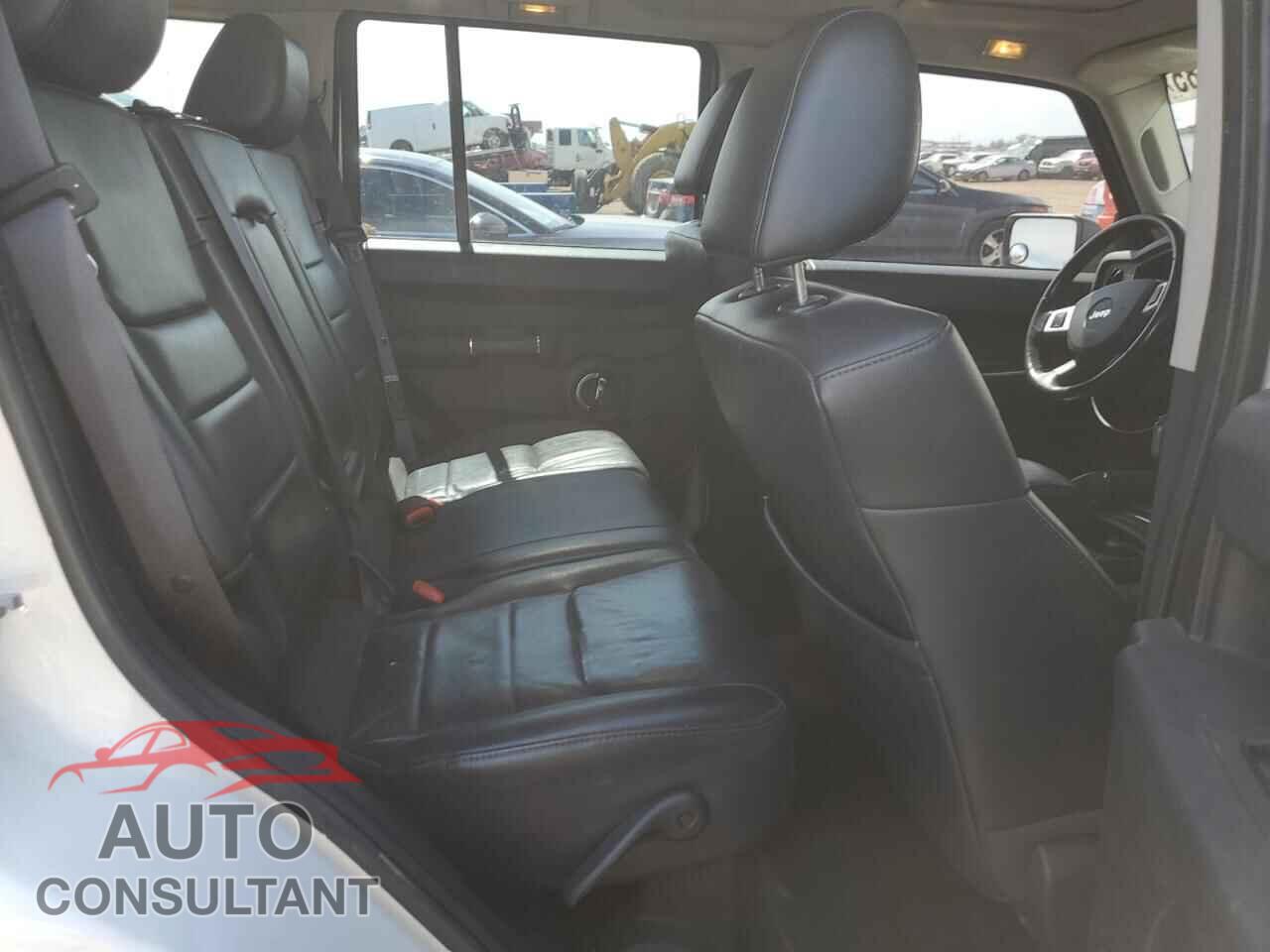 JEEP COMMANDER 2009 - 1J8HG48K59C549743