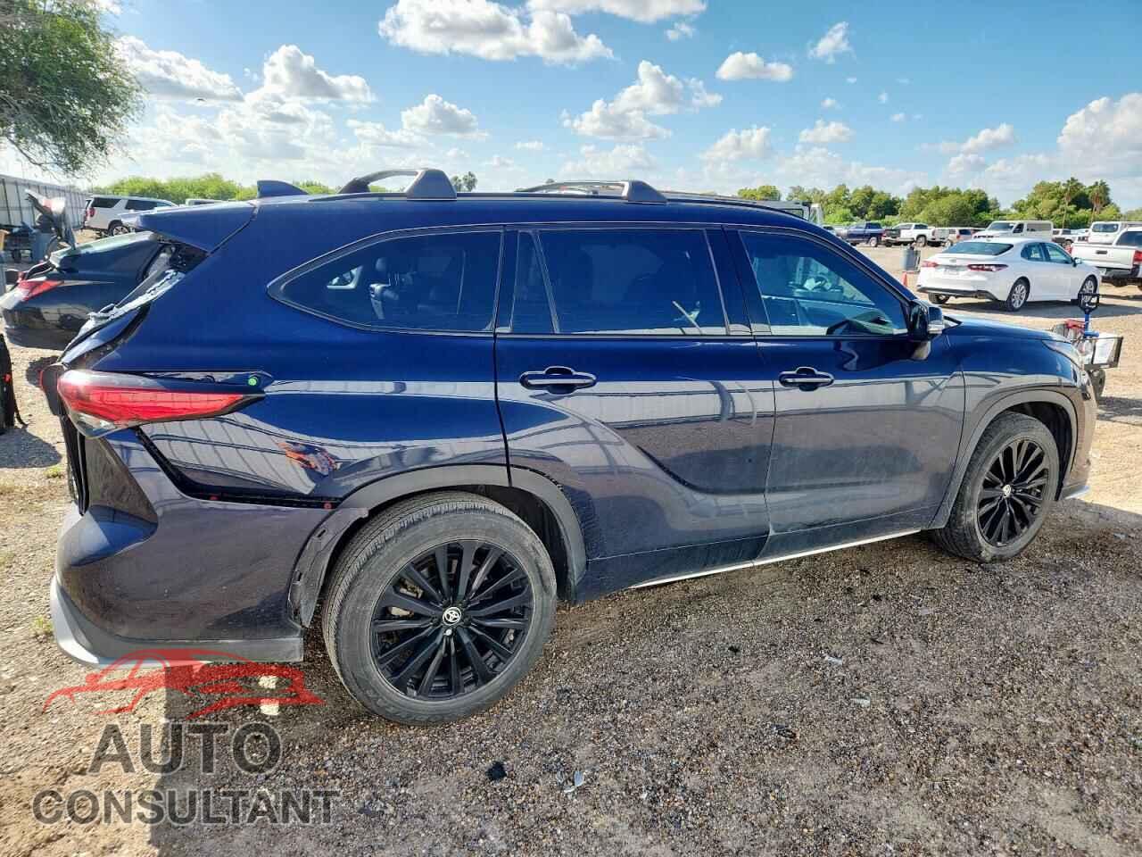 TOYOTA HIGHLANDER 2023 - 5TDKDRAH2PS021168