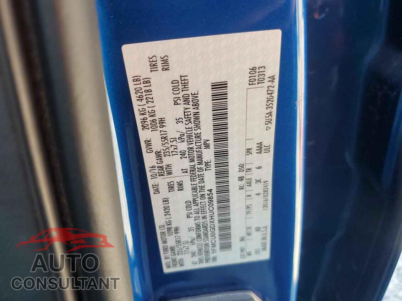 FORD ESCAPE 2017 - 1FMCU0GDXHUC09854
