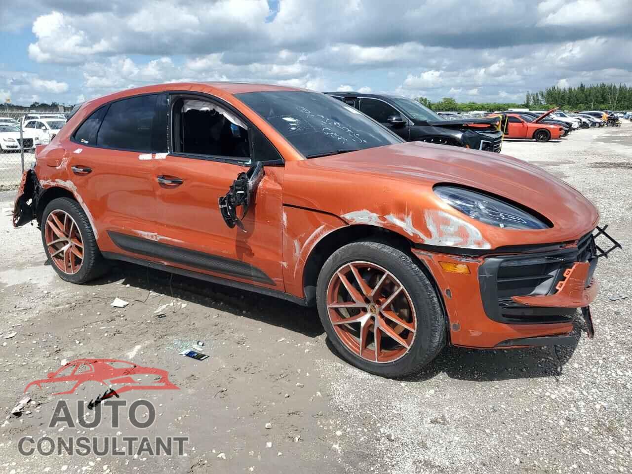 PORSCHE MACAN 2022 - WP1AA2A50NLB00675