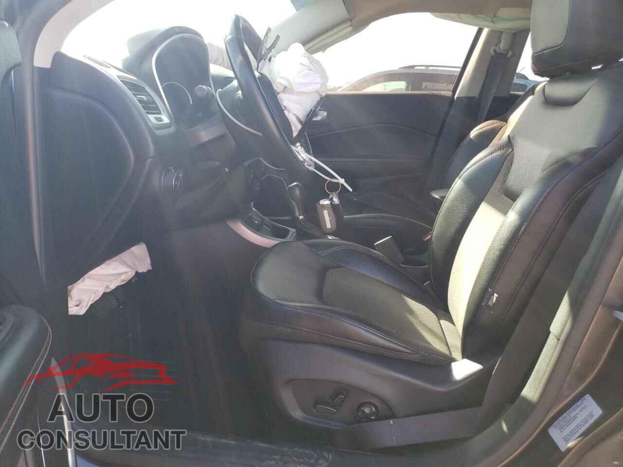 JEEP COMPASS 2017 - 3C4NJDBB2HT657308