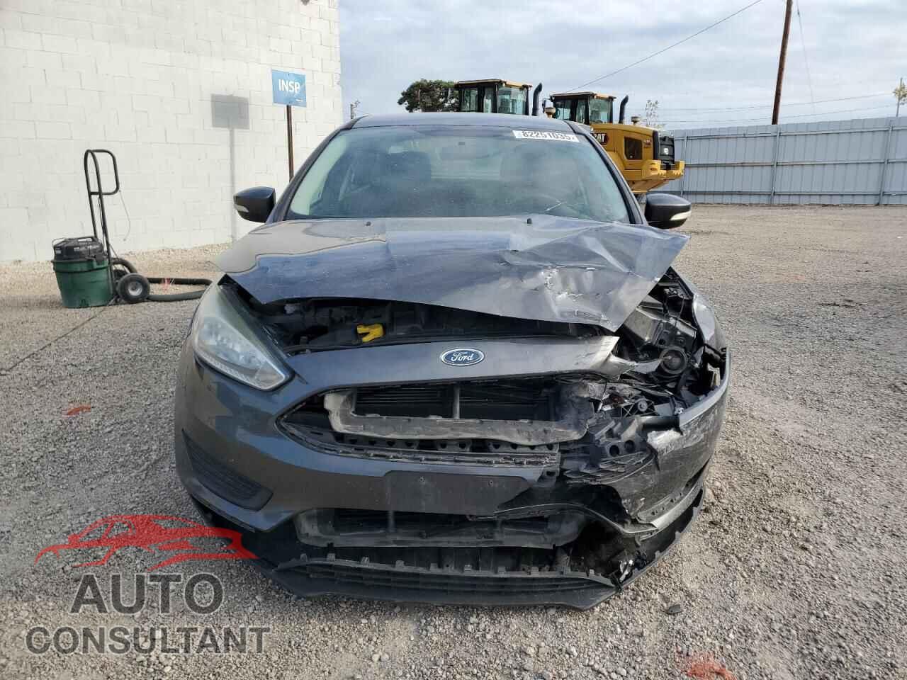 FORD FOCUS 2015 - 1FADP3F20FL258779