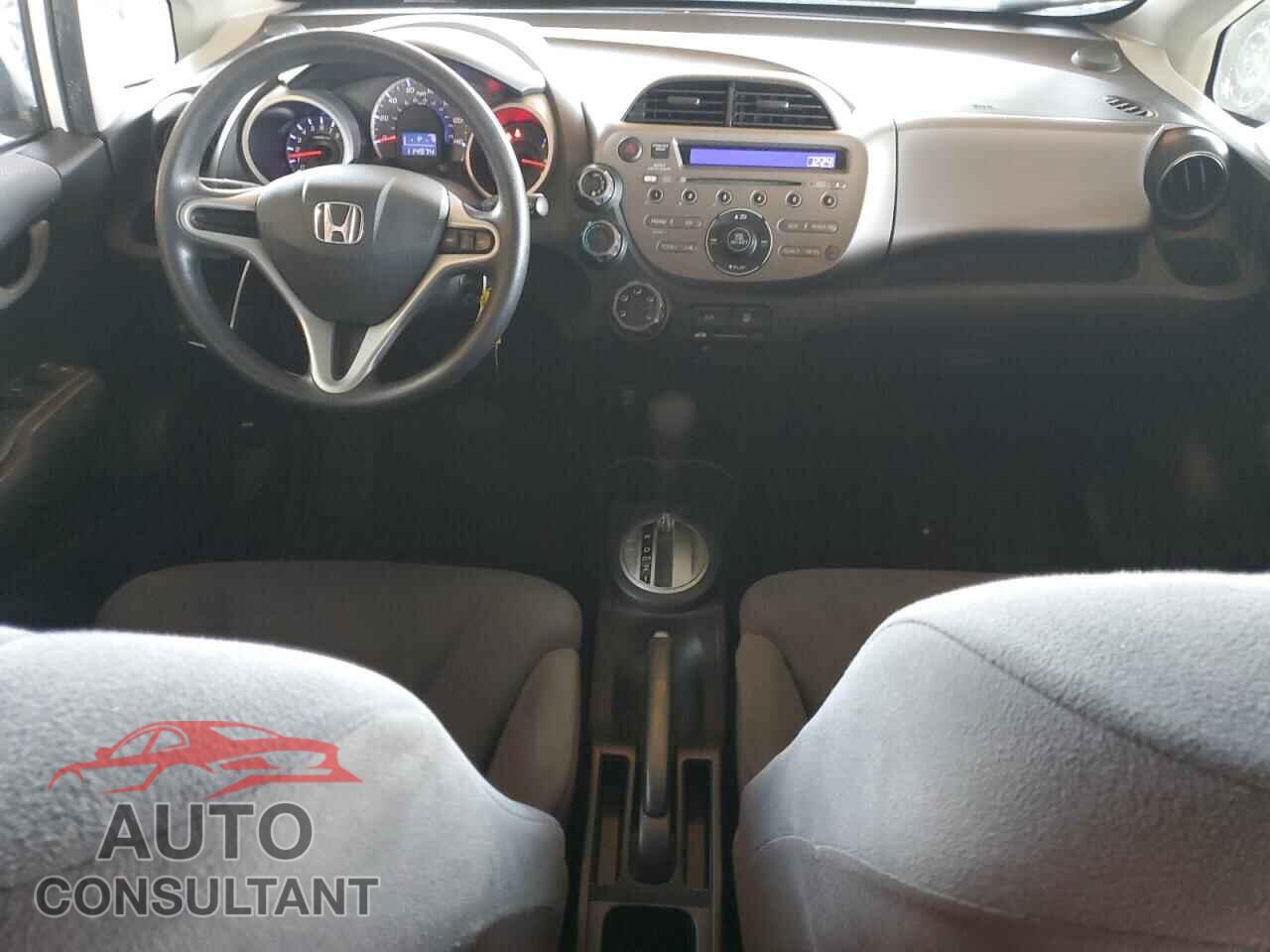 HONDA FIT 2013 - JHMGE8H3XDC079323