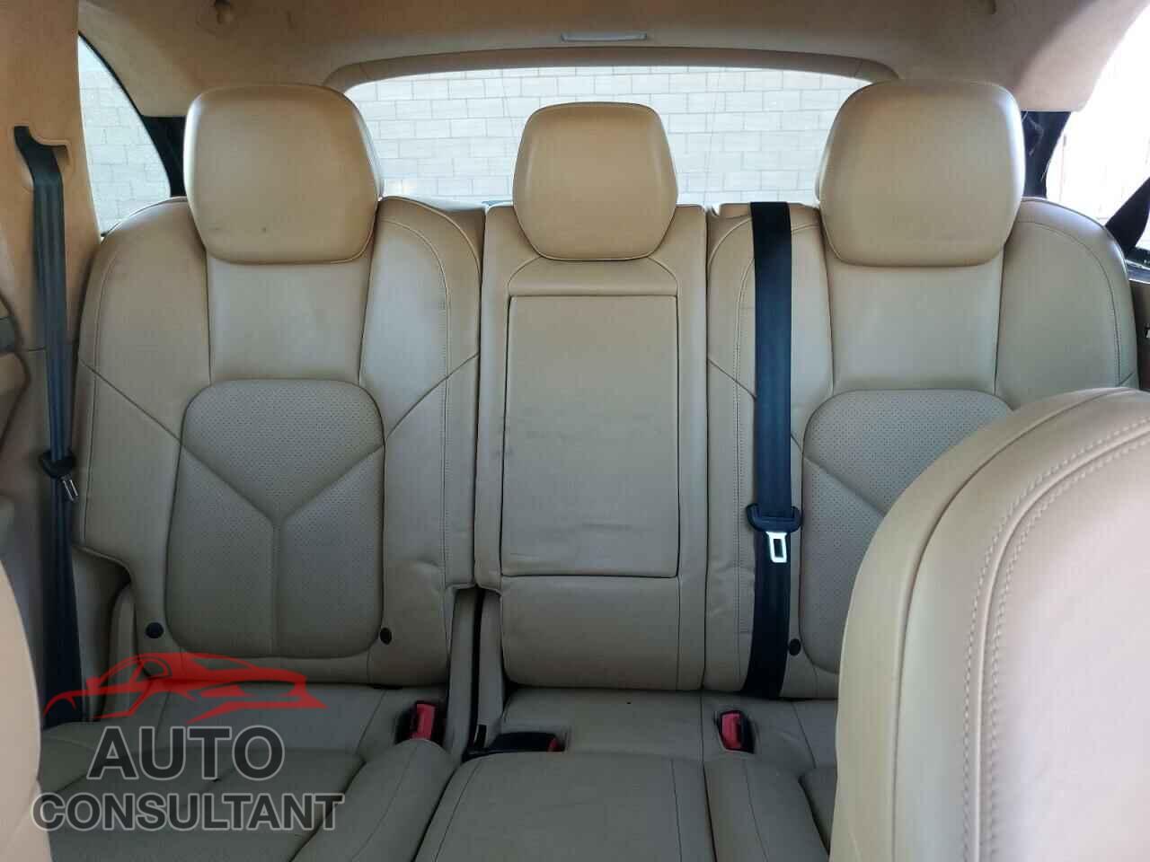 PORSCHE CAYENNE 2011 - WP1AC2A22BLA82126