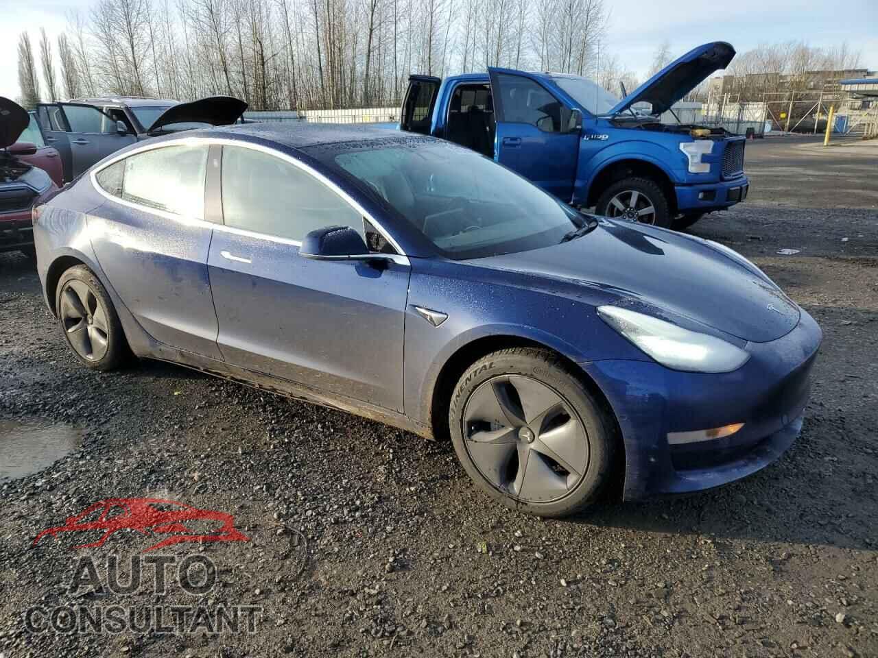 TESLA MODEL 3 2018 - 5YJ3E1EB0JF090106
