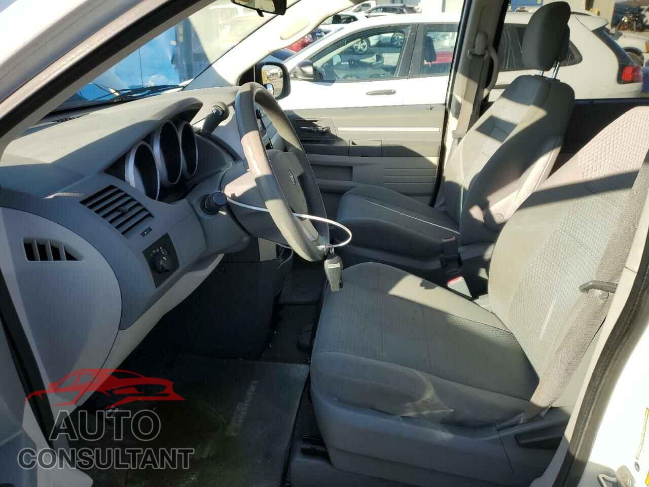 DODGE CARAVAN 2010 - 2D4RN4DE1AR292015