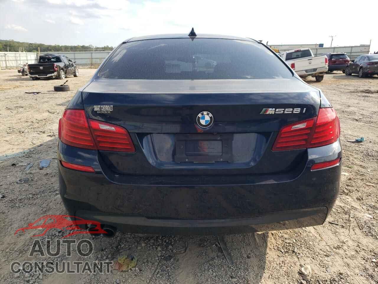 BMW 5 SERIES 2015 - WBA5A5C5XFD517943