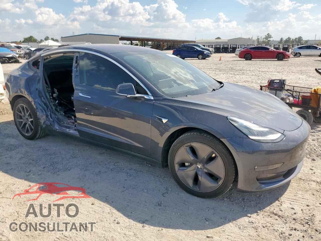 TESLA MODEL 3 2018 - 5YJ3E1EB9JF114323