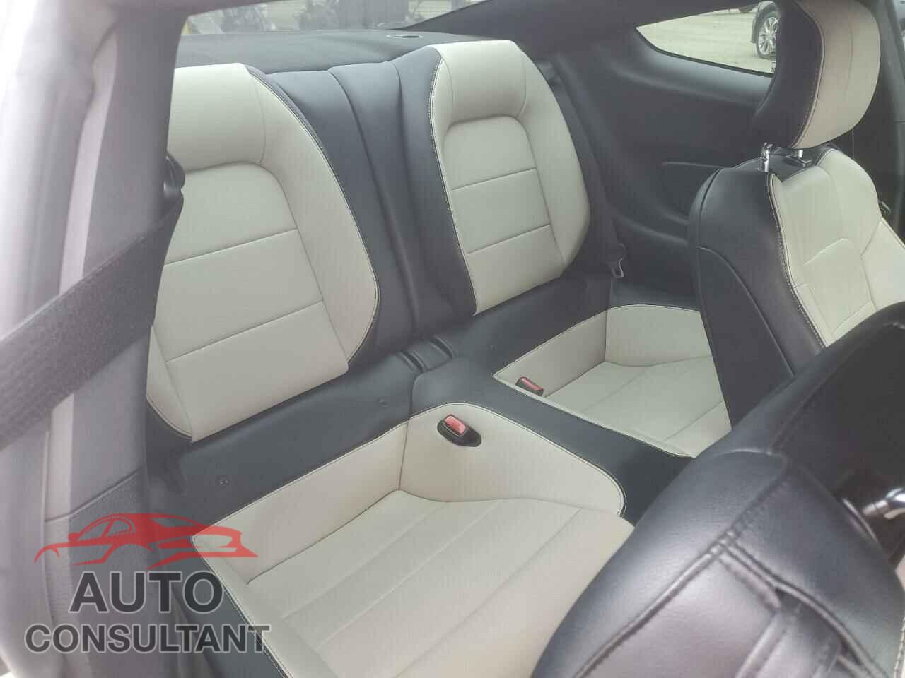 FORD MUSTANG 2017 - 1FA6P8CF4H5247238