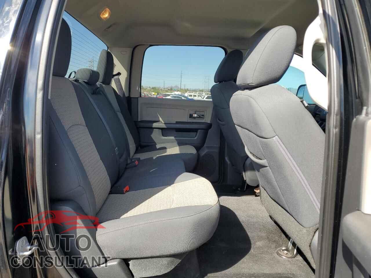 DODGE RAM 1500 2012 - 1C6RD7LT2CS298318