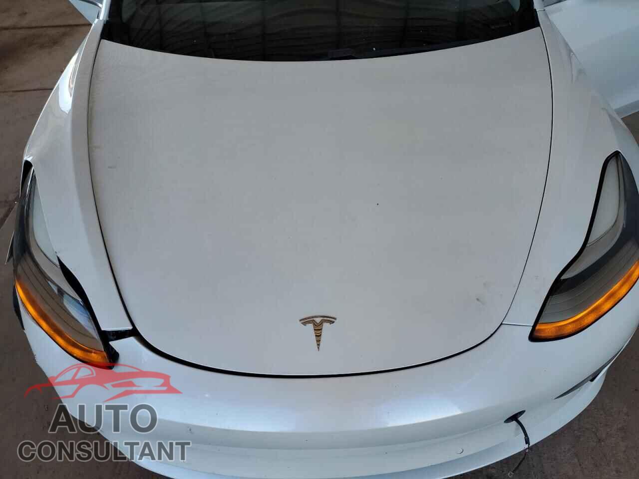 TESLA MODEL 3 2020 - 5YJ3E1EAXLF709238